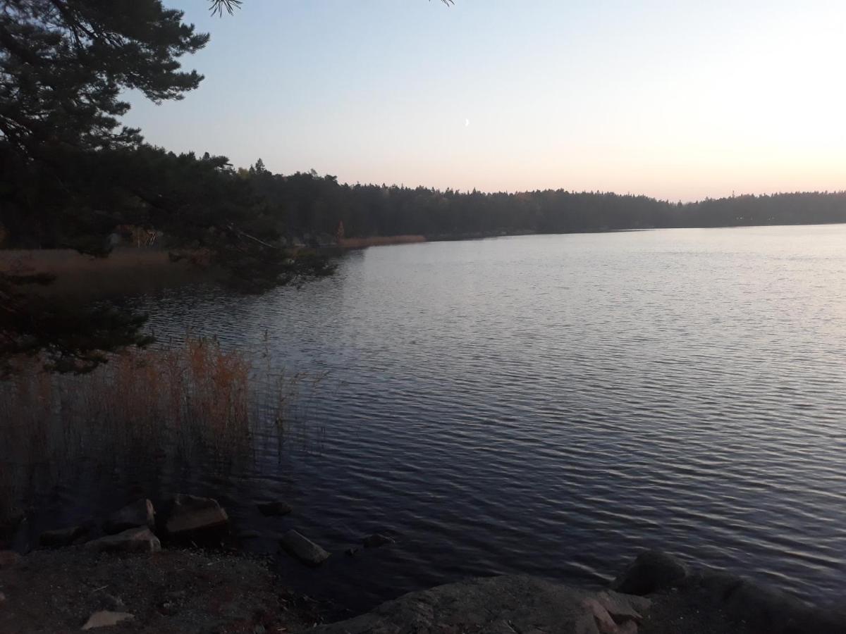 Tiny House In The Middle Of Nature Åkersberga 외부 사진