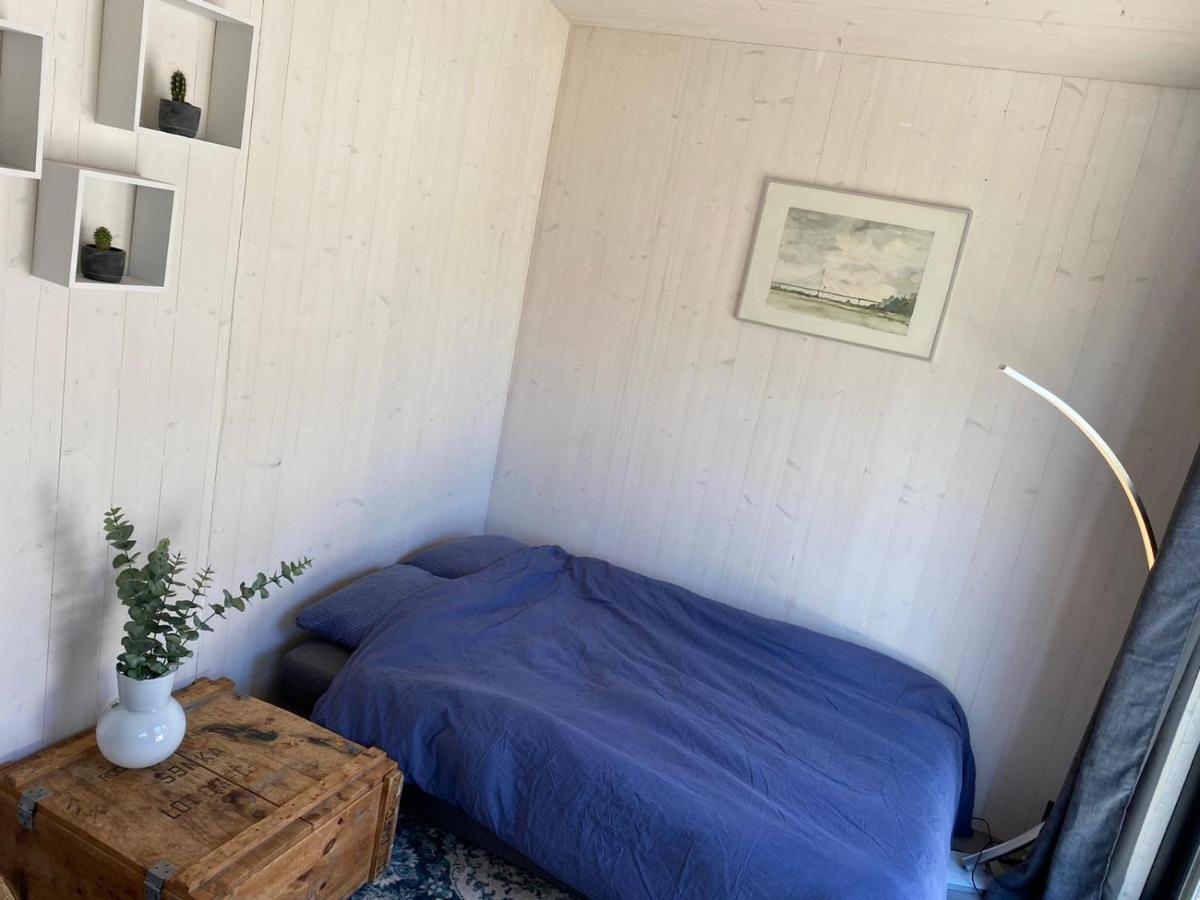 Tiny House In The Middle Of Nature Åkersberga 외부 사진